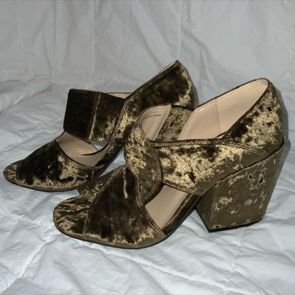 Cabi Interlock Chunky Block Heels Green Shoes size 7 - Picture 3 of 10